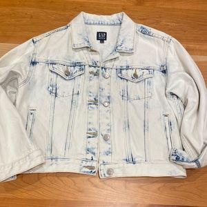 GAP NWT M Crop oversized sunbleach denim jacket